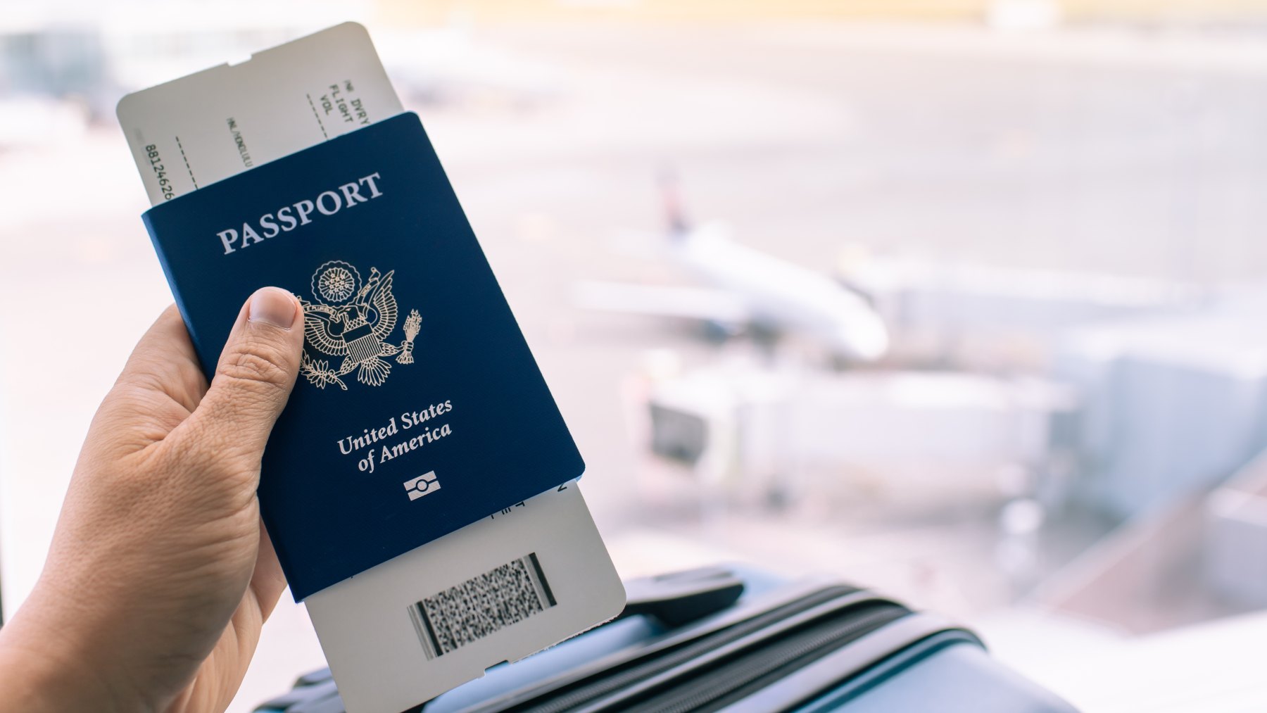 It&#039;s official - TSA eliminates the second security checkpoint for flights with stopovers in the U.S. and this is how it benefits you