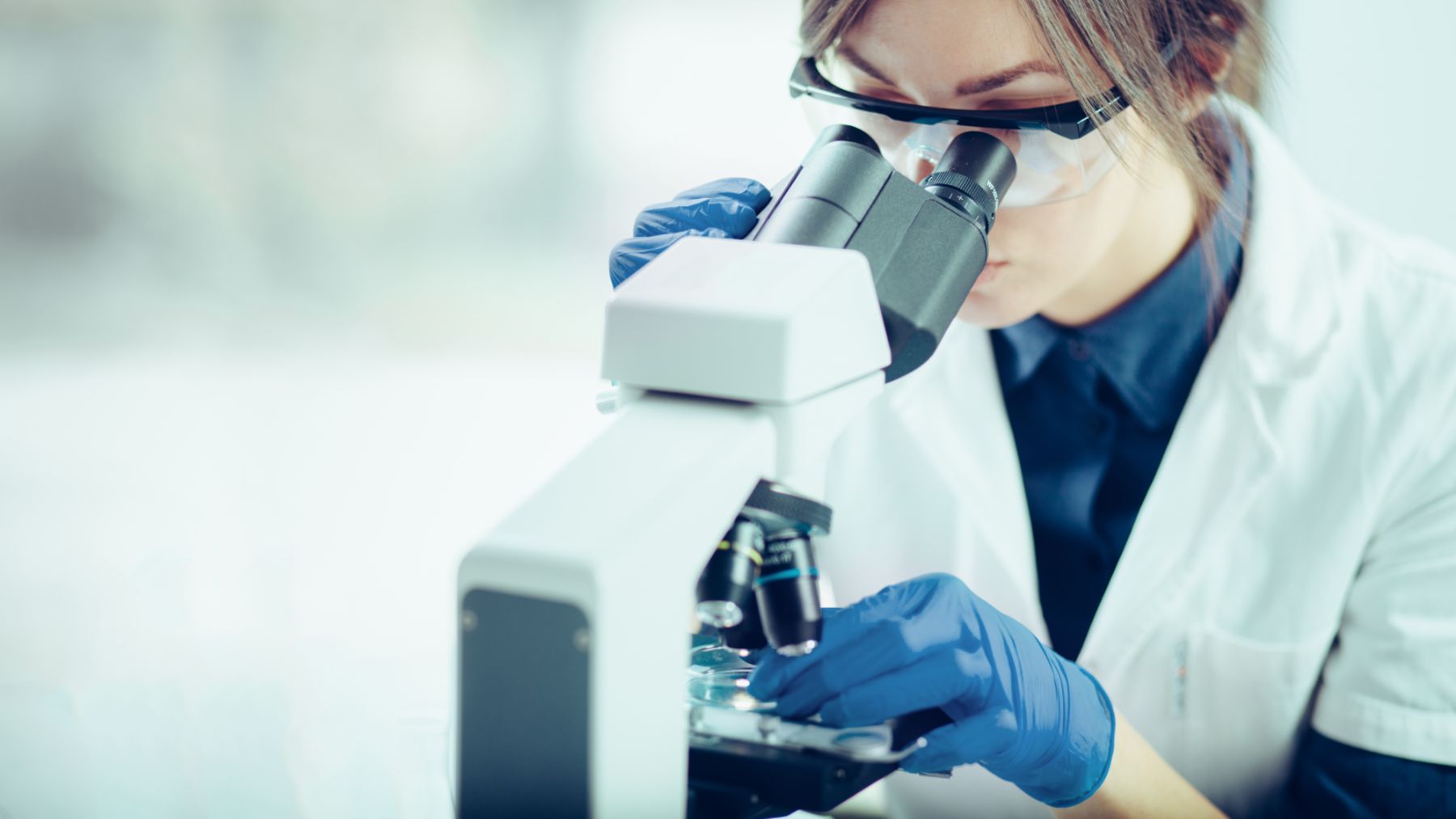 Banned from the U.S. - The scientist is barred from entering the country because he has messages that are compromising to Trump