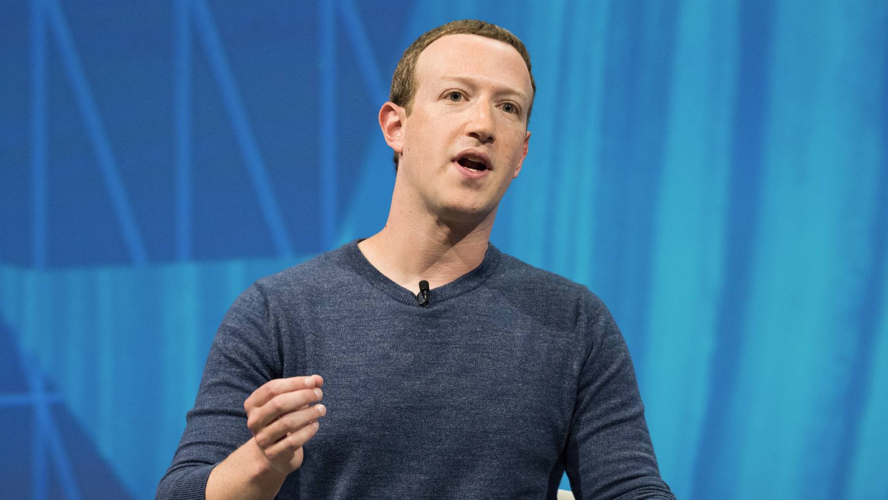Mark Zuckerberg Predicts the End of Smartphones