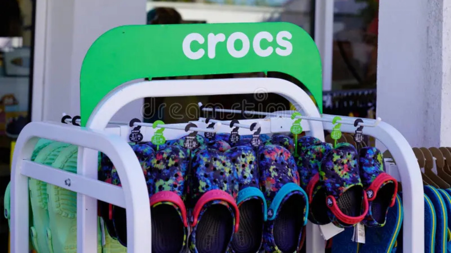 Farewell to Crocs - brand faces lawsuit for allegedly advertising false discounts on its online store - customers are already reacting