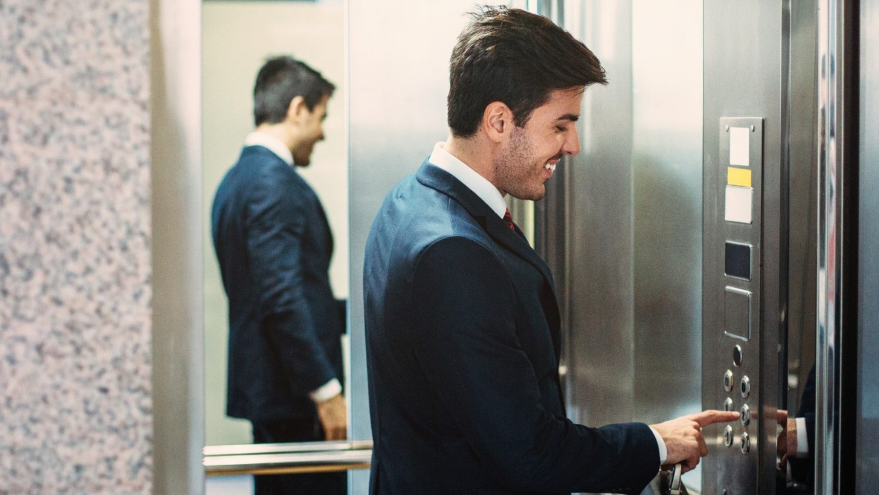 Neither aesthetics nor brightness - this is the real reason why there are mirrors in elevators and it will surprise you