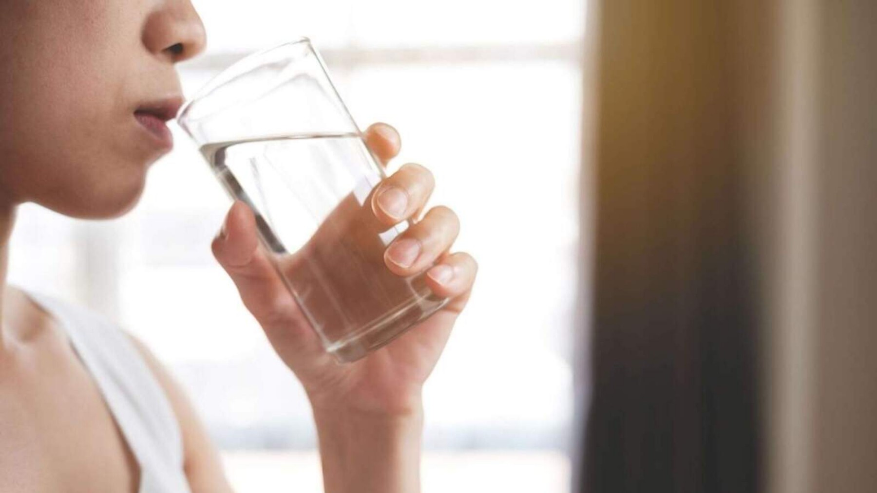 Goodbye to bottled water—tap water can be just as good (or better) than bottled water, according to experts