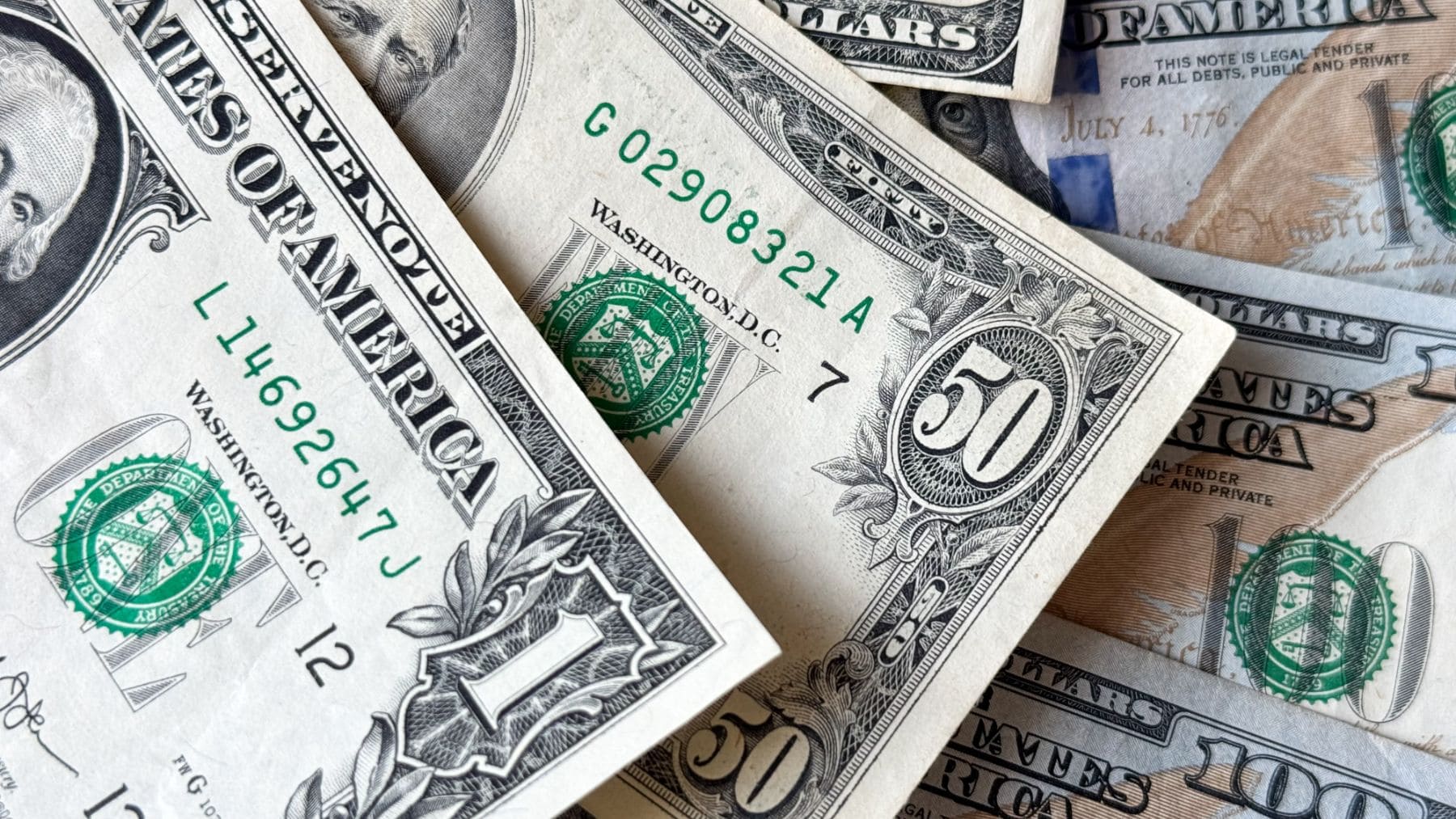 It&#039;s official—Washington raises minimum age and establishes new rules for exempt employees and non-compete clauses