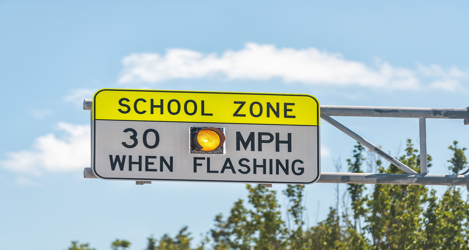 It&#039;s official - a simple speeding violation in Georgia or New York can cost you up to 4 points on your driving record