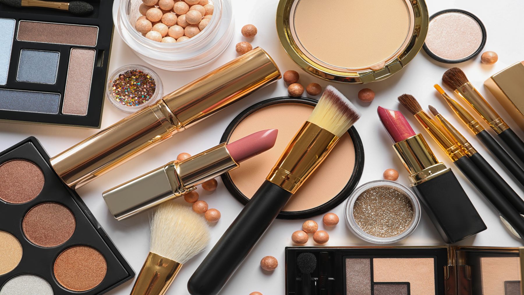It&#039;s official—the makeup brand is accused of violating the BIPA law by scanning faces without consent in its “live try-on” technology