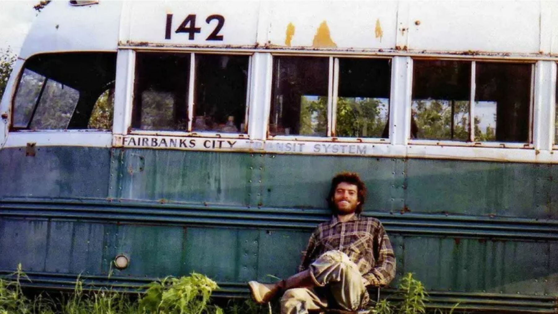 Goodbye to modern life—the young man who moved to the “middle of nowhere” and shows his inspiring offline lifestyle on Reddit