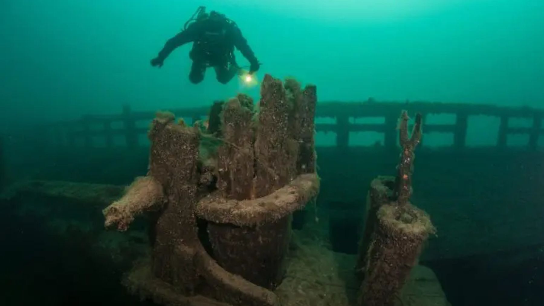 Mystery in America—the enigmas of Lake Michigan&#039;s Triangle are revealed, the place where Flight 2501 disappeared and no one still knows why