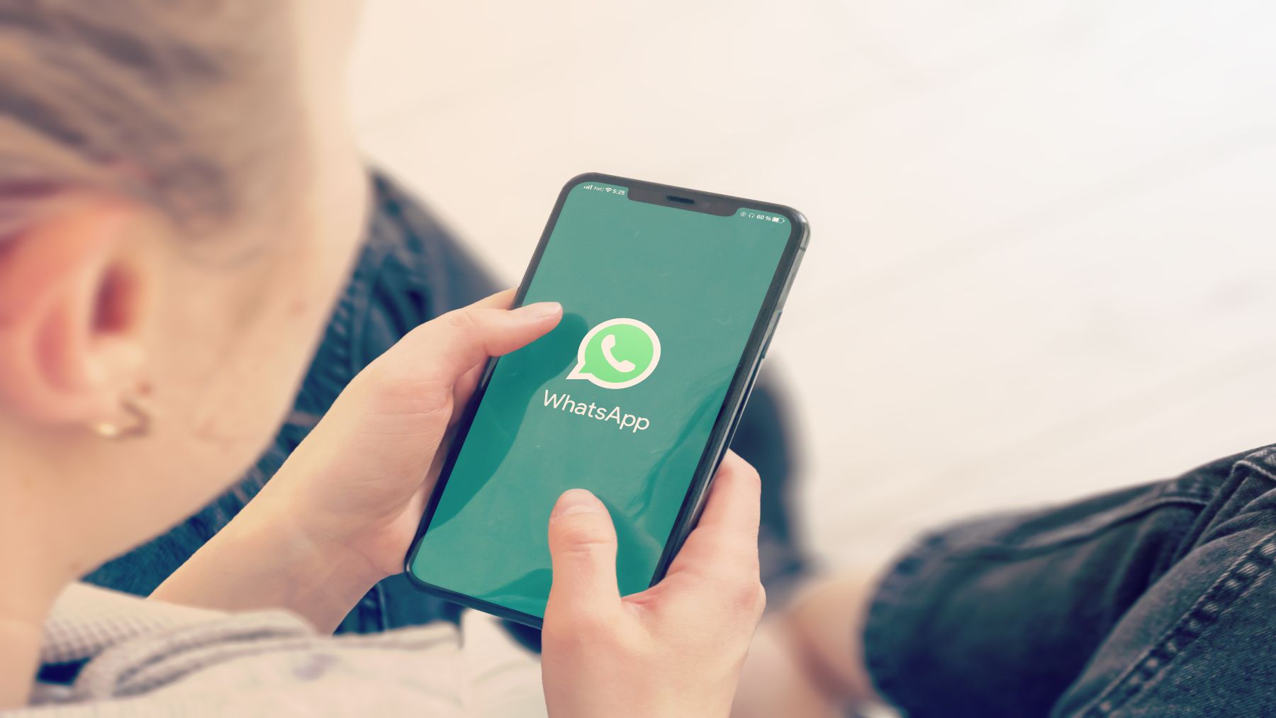 It&#039;s official—WhatsApp launches its new AI capable of summarizing entire conversations in seconds