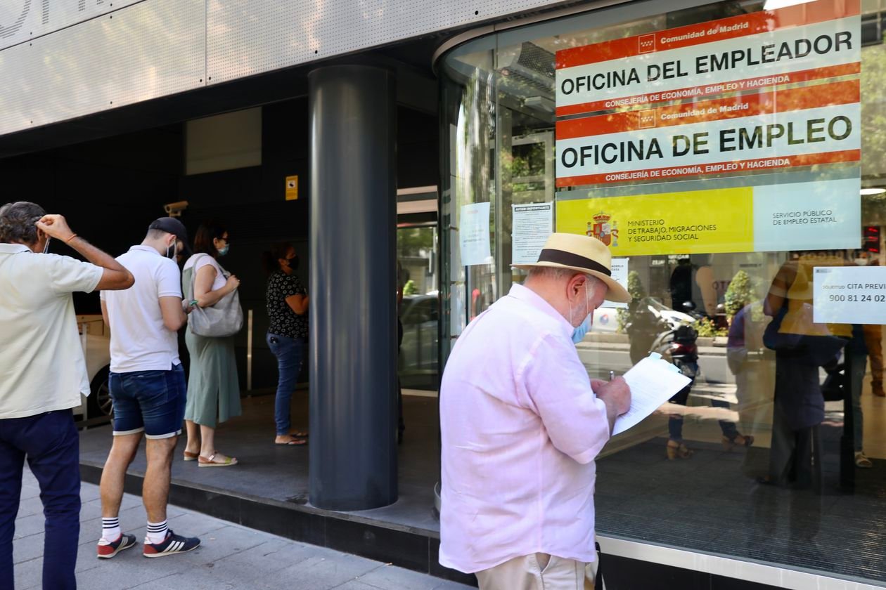 Las oficinas del SEPE retoman la atención al público personal con cita previa.￼￼