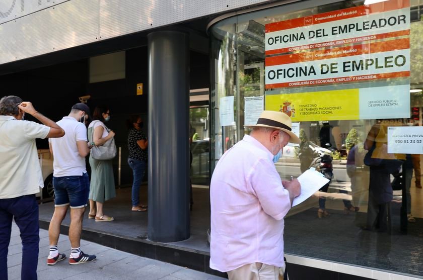 Las oficinas del SEPE retoman la atención al público personal con cita previa.￼￼