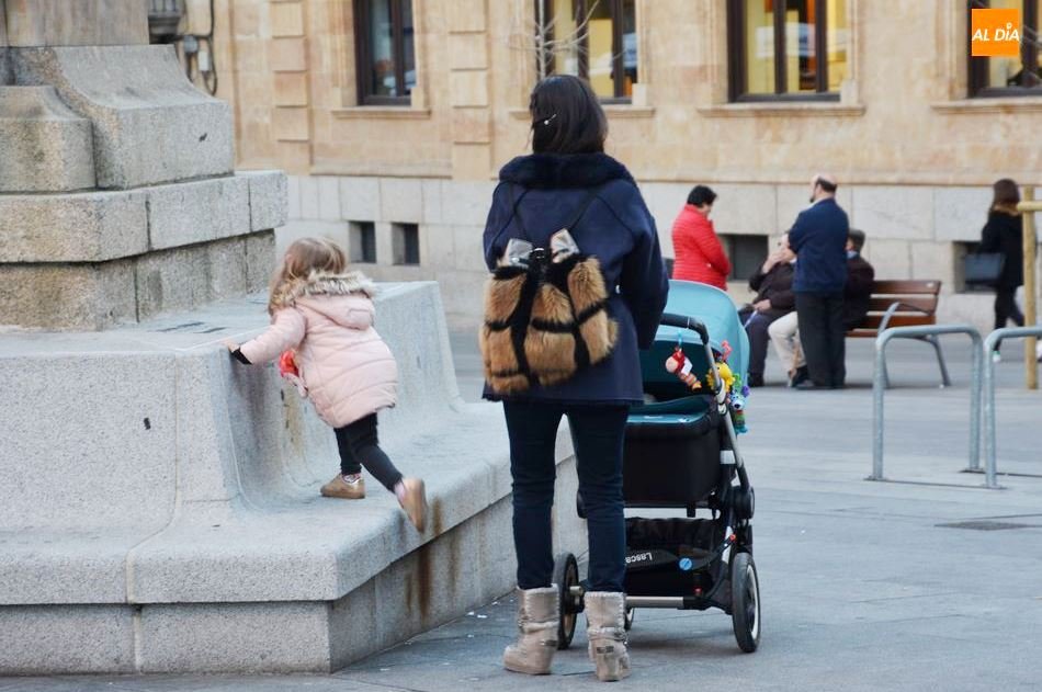 la Ayuda a la infancia de 115 euros al mes o complemento del Ingreso Mínimo Vital (IMV)