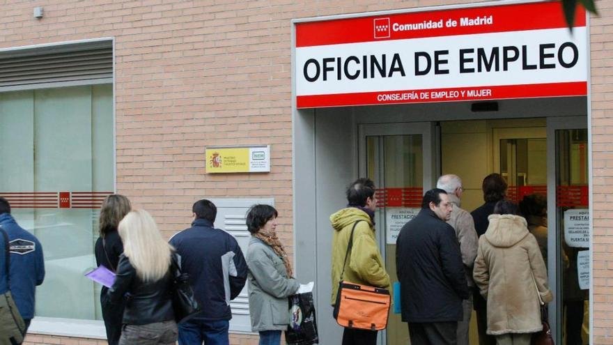 El SEPE podrá obligar a los desempleados a reciclarse profesionalmente para seguir cobrando la prestación