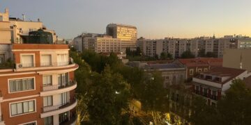 Vivir en Madrid es todavía posible. Las zonas no prohibitivas donde puedes comprarte un casa