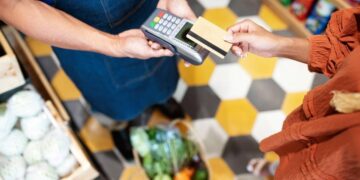 Pagar en el supermercado con tarjeta