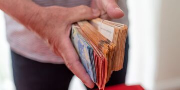 Cobrar una jubilación por encima de los 1.400 euros al mes. Estos son los años que debes haber cotizado