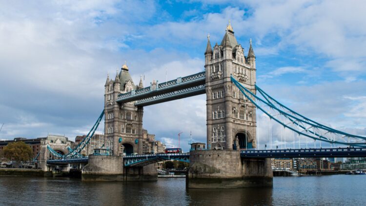 Nuevo visado para poder entrar al Reino Unido: se confirma la fecha de entrada en vigor 1 Nuevo visado para poder entrar al Reino Unido