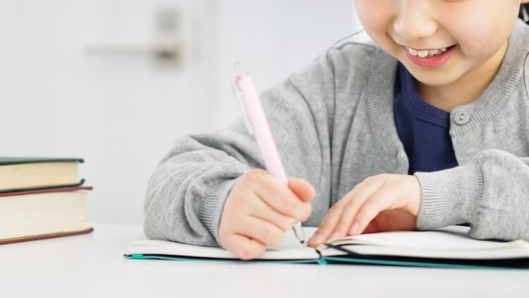 Becas MEC: ¿son compatibles con otras ayudas? Esto es lo que dice la normativa 1 Becas MEC: ¿son compatibles con otras ayudas? Esto es lo que dice la normativa