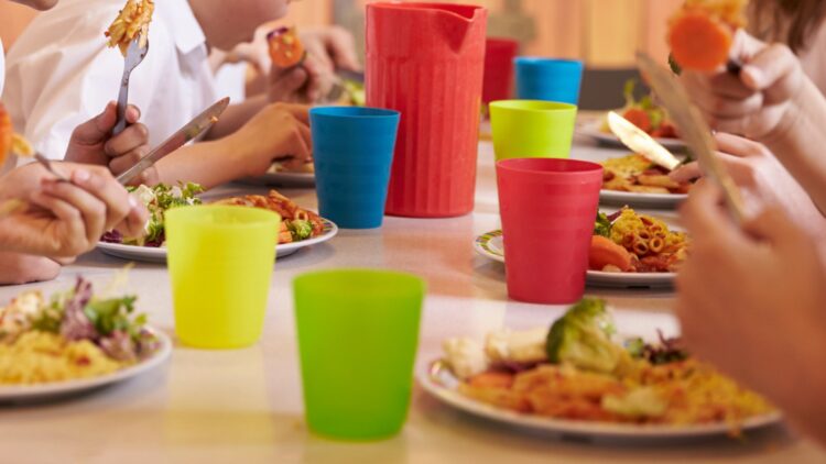 Solicita ya la beca comedor de Bonpreu: disponible para 115 escuelas en Cataluña 1 Solicita ya la beca comedor de Bonpreu: disponible para 115 escuelas en Cataluña