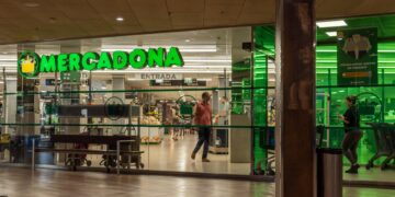 Mercadona dice que es el doble de rentable