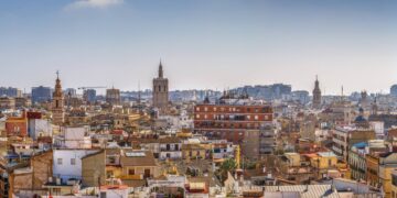 ¿Tienes 3 hijos o más? Conoce las nuevas ayudas para familias numerosas en Valencia