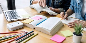 El pueblo de Valladolid que paga la matrícula a los universitarios.