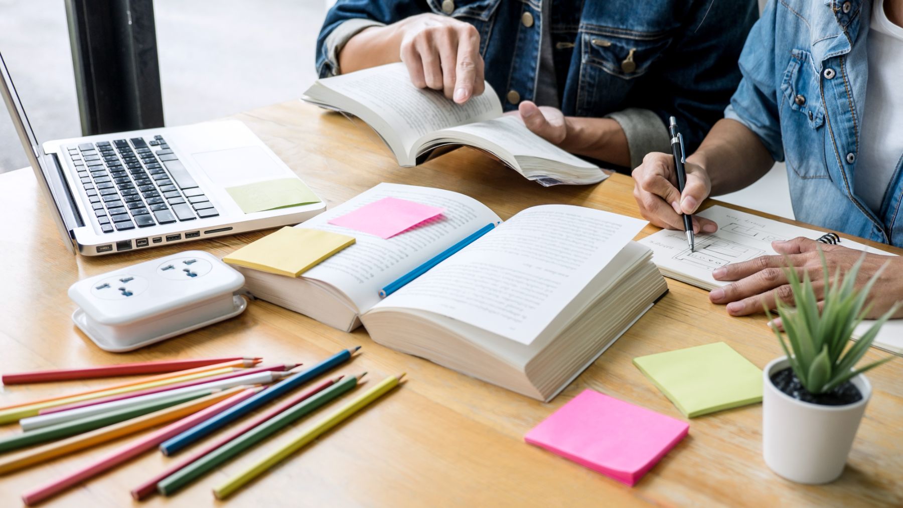 El pueblo de Valladolid que paga la matrícula a los universitarios.