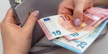 Nuevas ayudas económicas para familias vulnerables: estos son los requisitos para poder solicitarlas