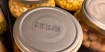 Fecha de consumo preferente y fecha de caducidad: esta es la diferencia. “Es un mito...”