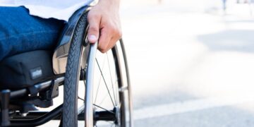 El IMSERSO ofrece esta ayuda de 12.000 euros a quienes cumplan este requisito