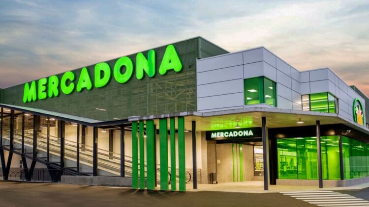 Mercadona desvela el secreto de quien está detrás de la marca de leche Hacendado: no nos lo podíamos creer 1 Mercadona desvela el secreto de quien está detrás de la marca de leche Hacendado: no nos lo podíamos creer.