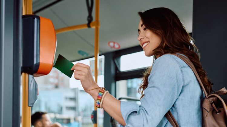Confirmadas las nuevas ayudas y descuentos para el transporte que llegan este verano 1 Las nuevas ayudas y descuentos para el transporte