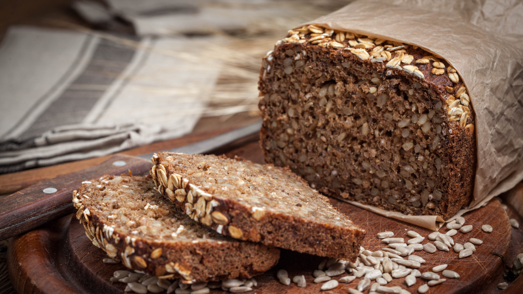 Pan blanco o pan moreno ¿cuál engorda menos?