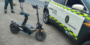 La DGT ya no sabe qué hacer: se multiplican las denuncias a patinetes eléctricos