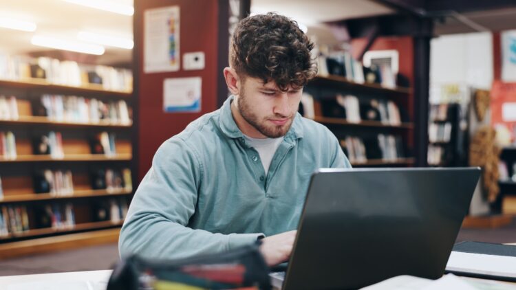 Consulta los requisitos, fechas y condiciones para solicitar una beca de la Universidad Internacional Menéndez Pelayo 1 Consulta los requisitos, fechas y condiciones para solicitar una beca de la Universidad Internacional Menéndez Pelayo