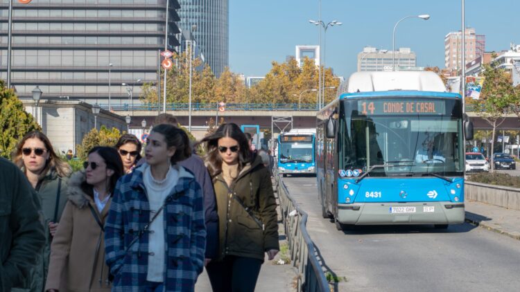 ¿Debo recuperar las horas de trabajo durante el apagón? ¿Cambia si teletrabajo?: resolvemos las dudas de los trabajadores 1 ¿Debo recuperar las horas de trabajo durante el apagón?