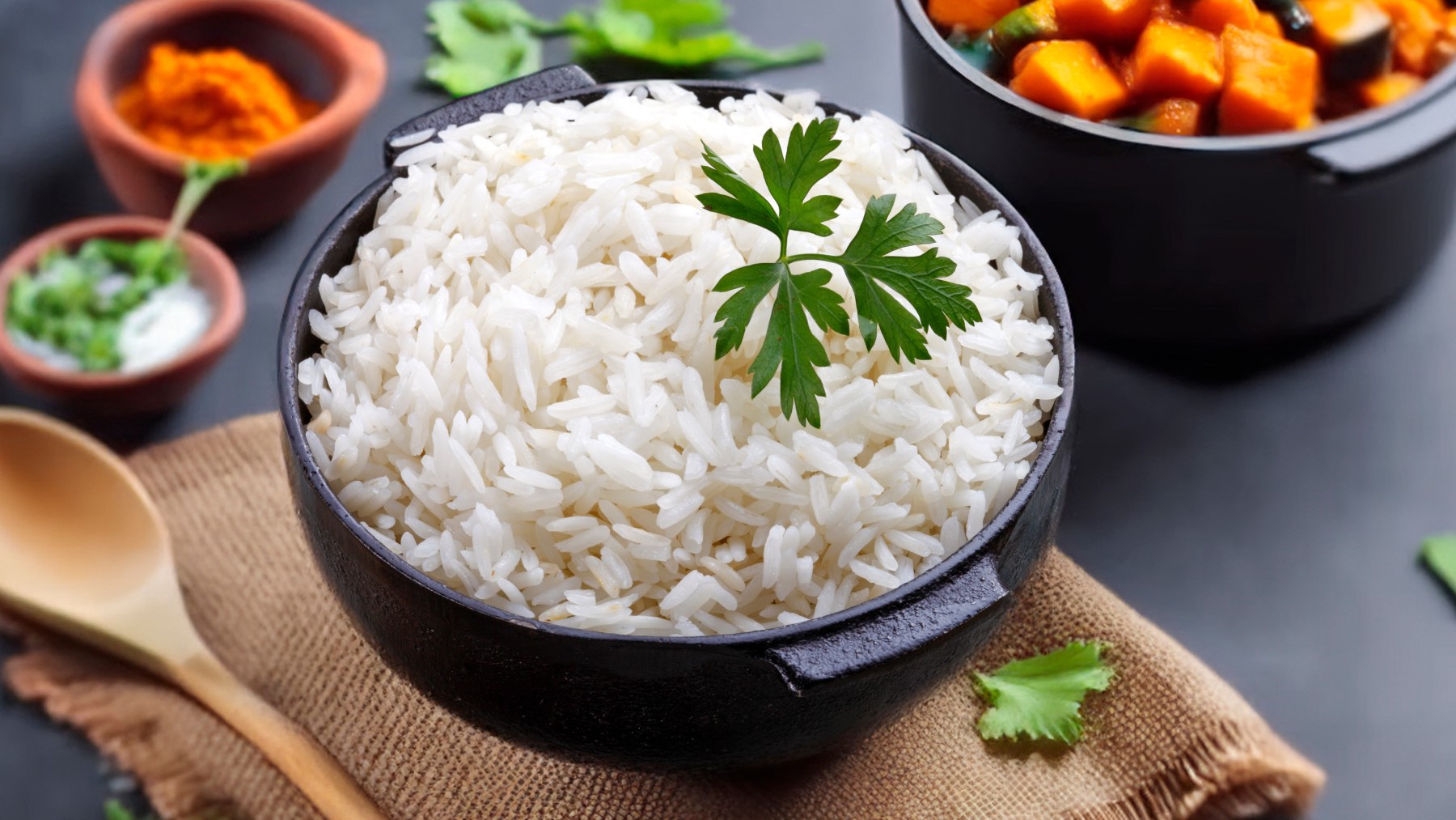 Lo que nadie te contó: descubre el ingrediente secreto que elevará tus platos de arroz a otro nivel de sabor