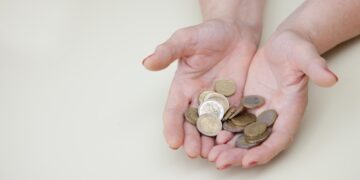 Dos ayudas económicas de hasta 600 euros mensuales