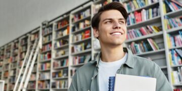 Adiós a la espera: ya se ha publicado el listado oficial de becas universitarias de 757 euros y podrías estar entre los beneficiarios