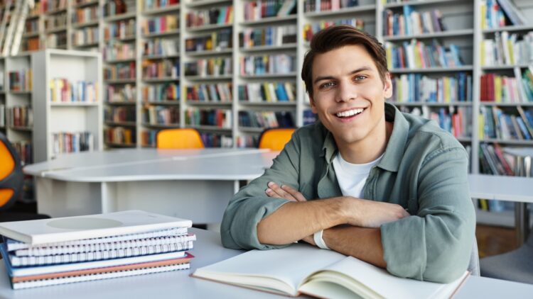 Esto es lo que debes saber: la Diputación de Sevilla lanza las becas más cuantiosas para estudiantes talentosos 1 La Diputación de Sevilla lanza las becas más cuantiosas para estudiantes