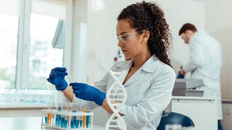 Un experto en envejecimiento afirma que "la inmortalidad es teóricamente posible": estos son los plazos que maneja la ciencia 1 Un experto en envejecimiento afirma que "la inmortalidad es teóricamente posible"