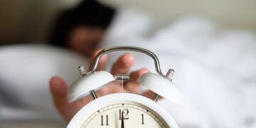 Adiós a los retrasos: el Gobierno tocará el bolsillo de los funcionarios públicos que lleguen tarde a trabajar.