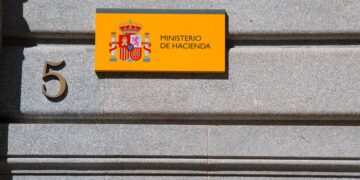 Último aviso de Hacienda a autónomos y empresarios