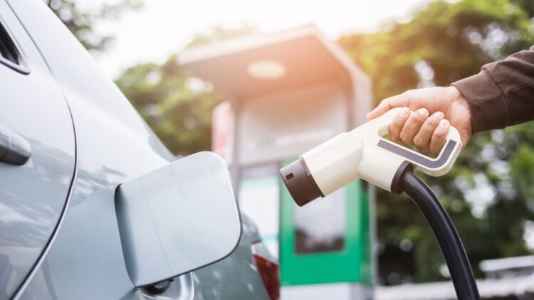 Adiós al hidrógeno: expertos europeos desaconsejan su uso en un informe y promueven una transición total a lo eléctrico 1 Adiós al hidrógeno: expertos europeos desaconsejan su uso