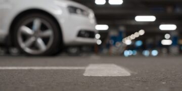 Adiós a las plazas de garaje: el Tribunal Supremo se acoge a esta ley y prohíbe a un vecino convertir su trastero en plaza de garaje