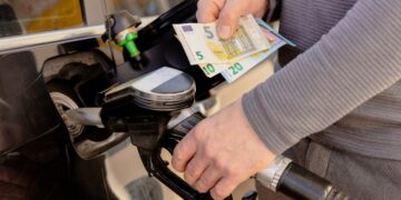 Te puedes desgravar desde el seguro del coche hasta la gasolina en la Renta