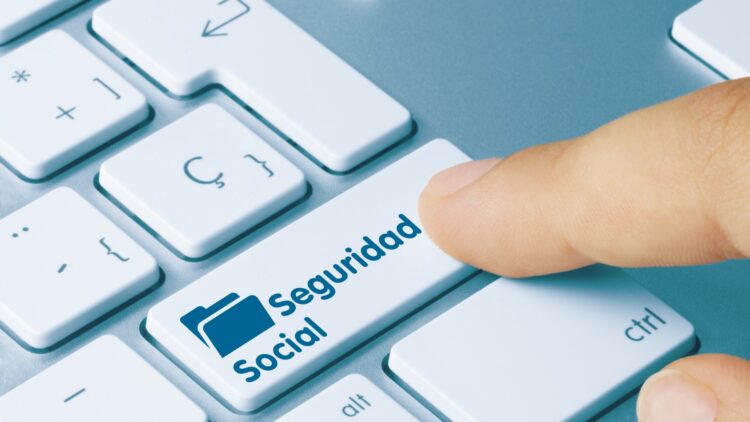 La Seguridad Social lo hace oficial: así planea que sea la vuelta al trabajo de las personas que acumulan más de 90 días de baja 1 La Seguridad Social lo hace oficial: así planea que sea la vuelta al trabajo