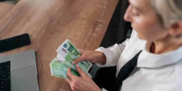 El SEPE pone en marcha 4 nuevos subsidios para mujeres