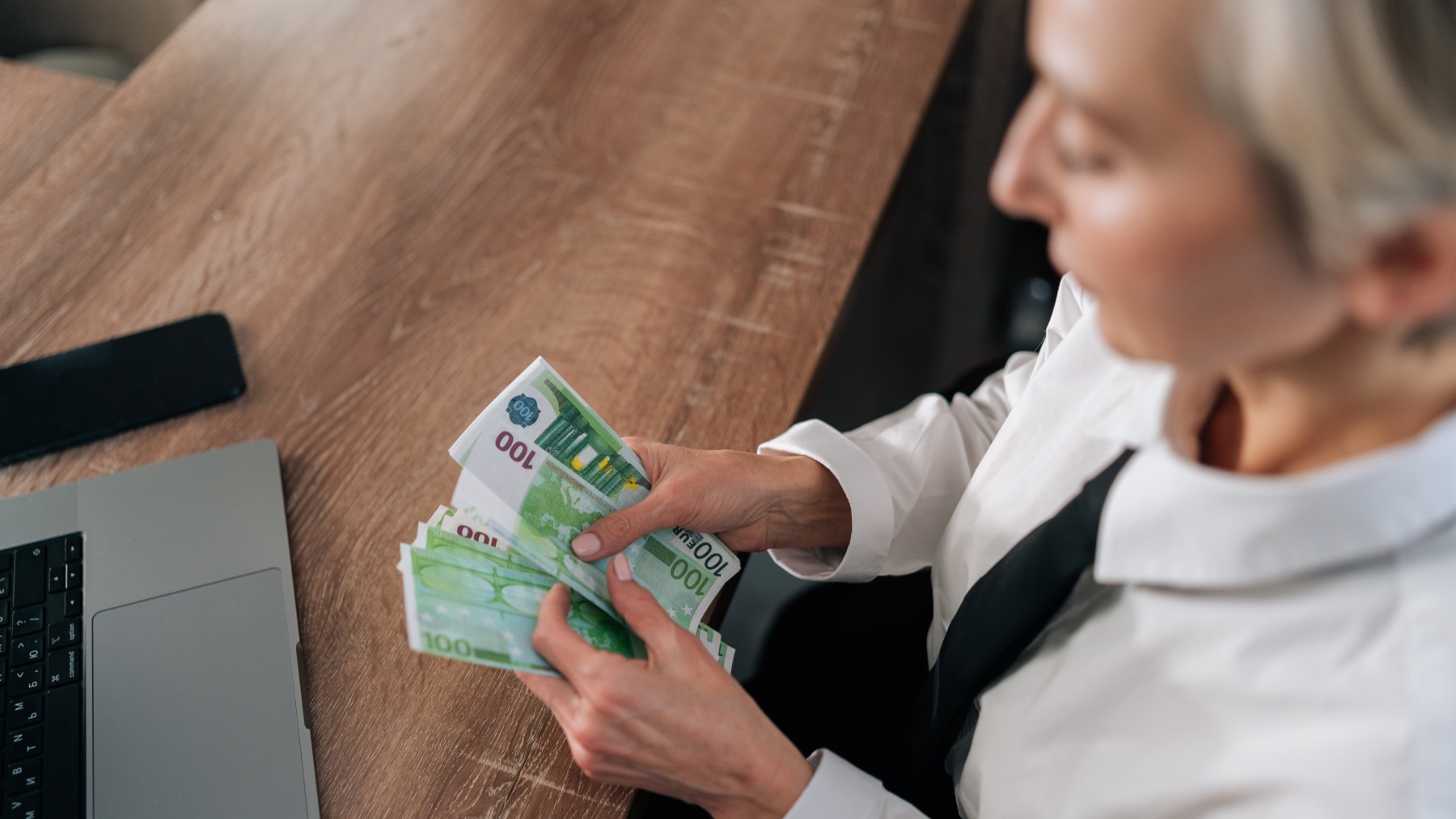 El SEPE pone en marcha 4 nuevos subsidios para mujeres