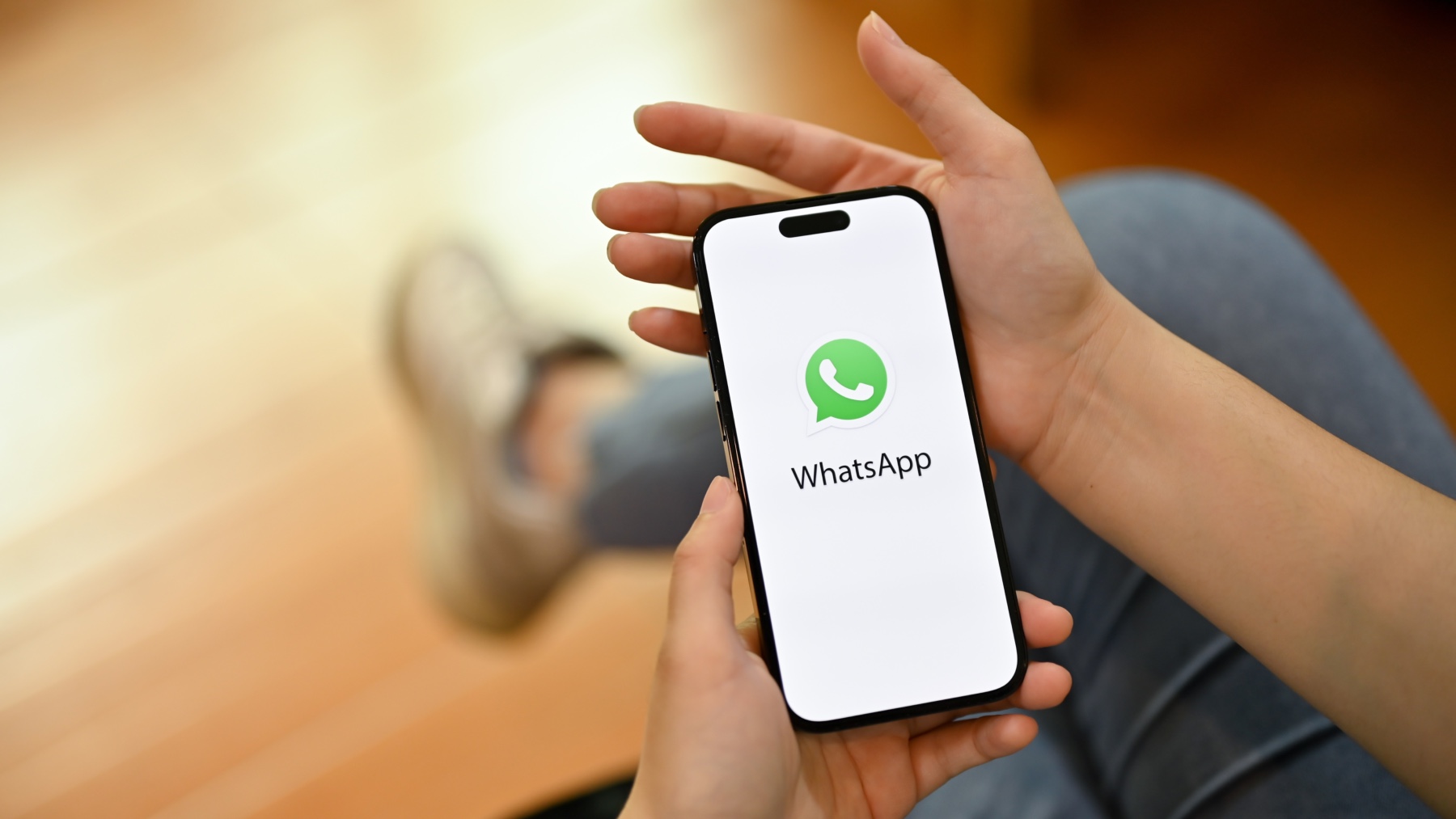 Tienes que desactivar la IA de WhatsApp