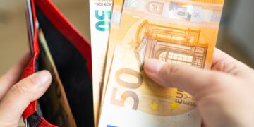 La Seguridad Social activa una ayuda mensual para mujeres de hasta 1.449 €